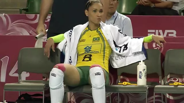 Bate de caderas carnosas videosporno viejitas