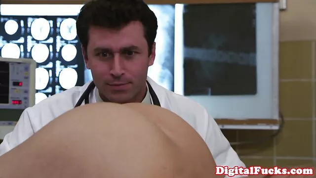 Se follan a la reina ver viejitas desnudas