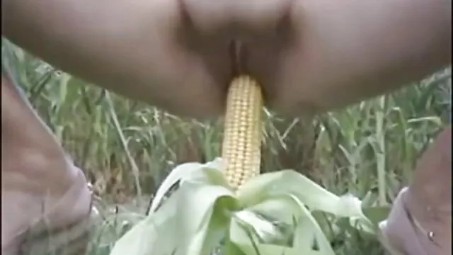 Anal en la piscina videosporno viejitas