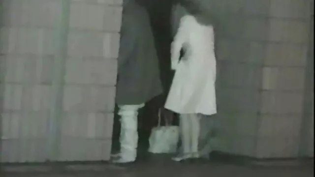 Soplando al jefe viejitas teniendo sexo gratis